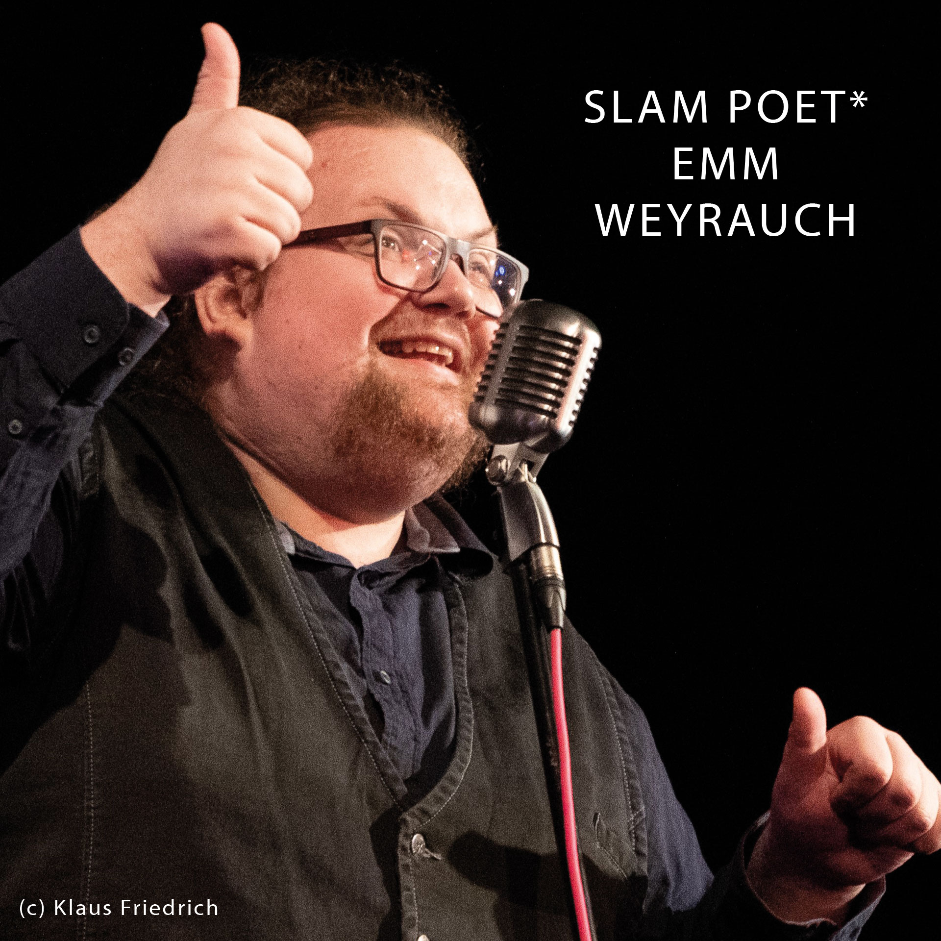 Poetry Slammer*in Emm Weyrauch - Slam Poet*in