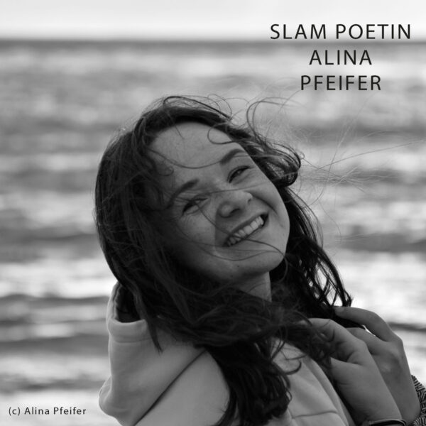 Poetry Slammerin Maron Fuchs - Slam Poetin